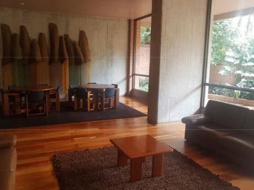 Apartamento de 3 alcobas en venta en El Refugio De Suba, Bogotá, 326 m² · foto 4 de 12