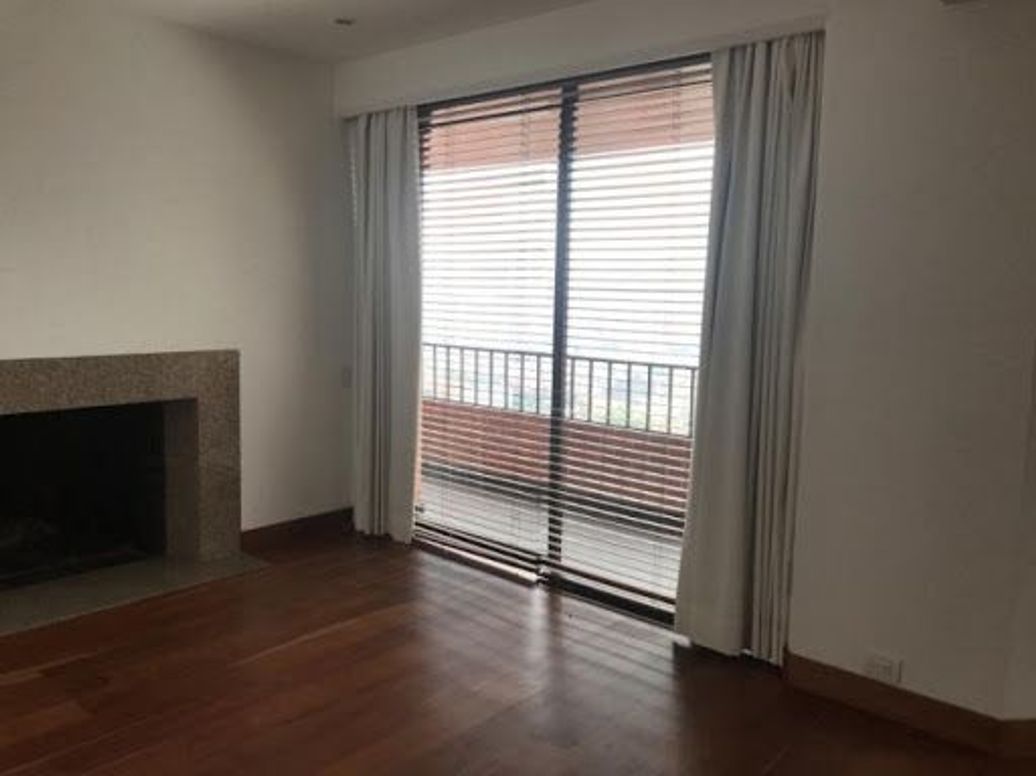 Apartamento de 3 alcobas en venta en El Retiro, Bogotá, 353 m² · foto 8 de 20
