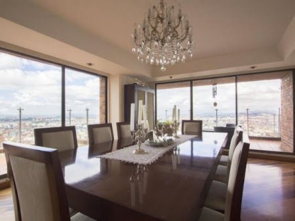Apartamento de 4 alcobas en venta en Chicó Alto, Bogotá, 331 m² · foto 12 de 20
