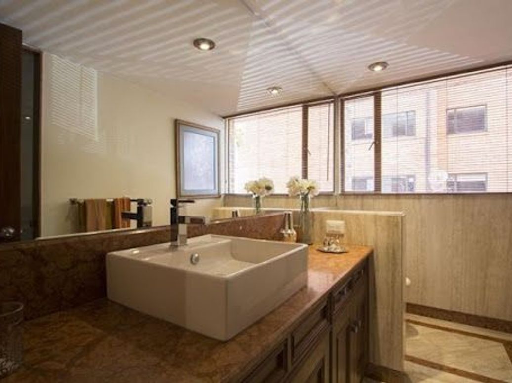 Apartamento de 4 alcobas en venta en Chicó Alto, Bogotá, 331 m² · foto 10 de 20