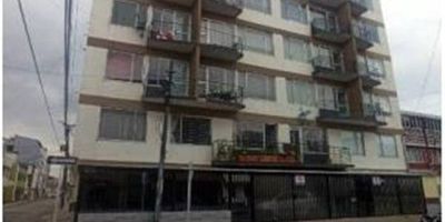 Inmueble dúplex con sala, comedor, 3 habitaciones, 2 baños, cocina y  balcón. Vetustez de 8 años. Vr. Administración $158.300.