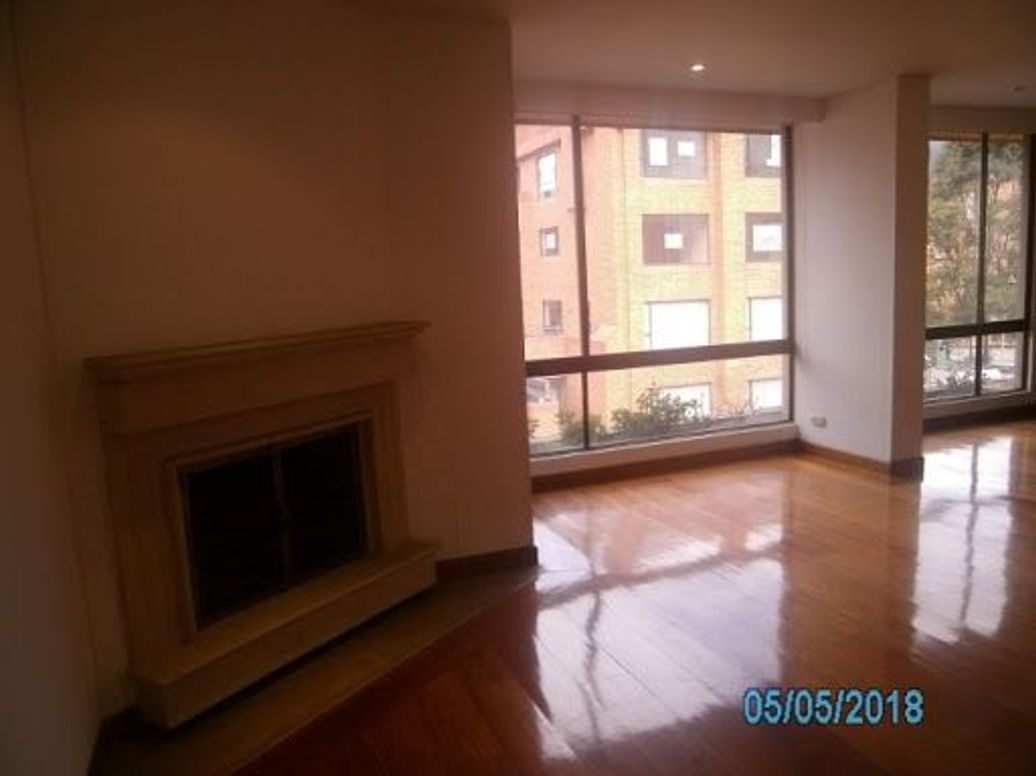Apartamento de 3 alcobas en venta en Chicó Norte, Bogotá, 158 m² · foto 3 de 20