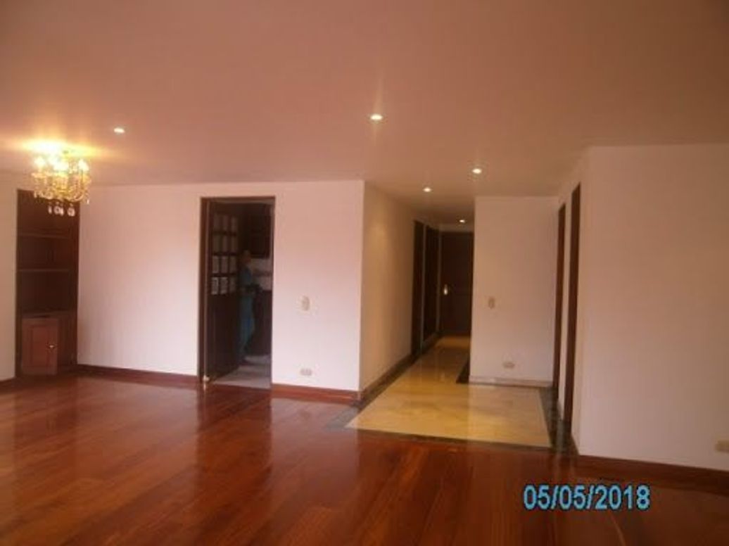 Apartamento de 3 alcobas en venta en Chicó Norte, Bogotá, 158 m² · foto 5 de 20
