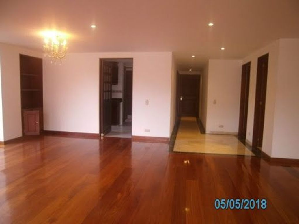 Apartamento de 3 alcobas en venta en Chicó Norte, Bogotá, 158 m² · foto 6 de 20
