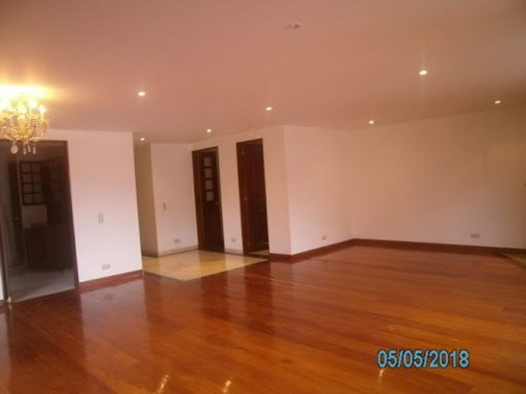 Apartamento de 3 alcobas en venta en Chicó Norte, Bogotá, 158 m² · foto 7 de 20