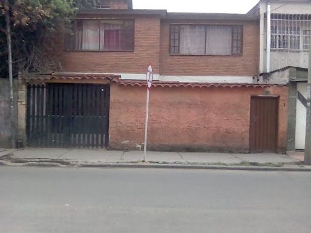 Casa de 4 alcobas en venta en Fontibón Centro, Bogotá, 288 m² · foto 7 de 11