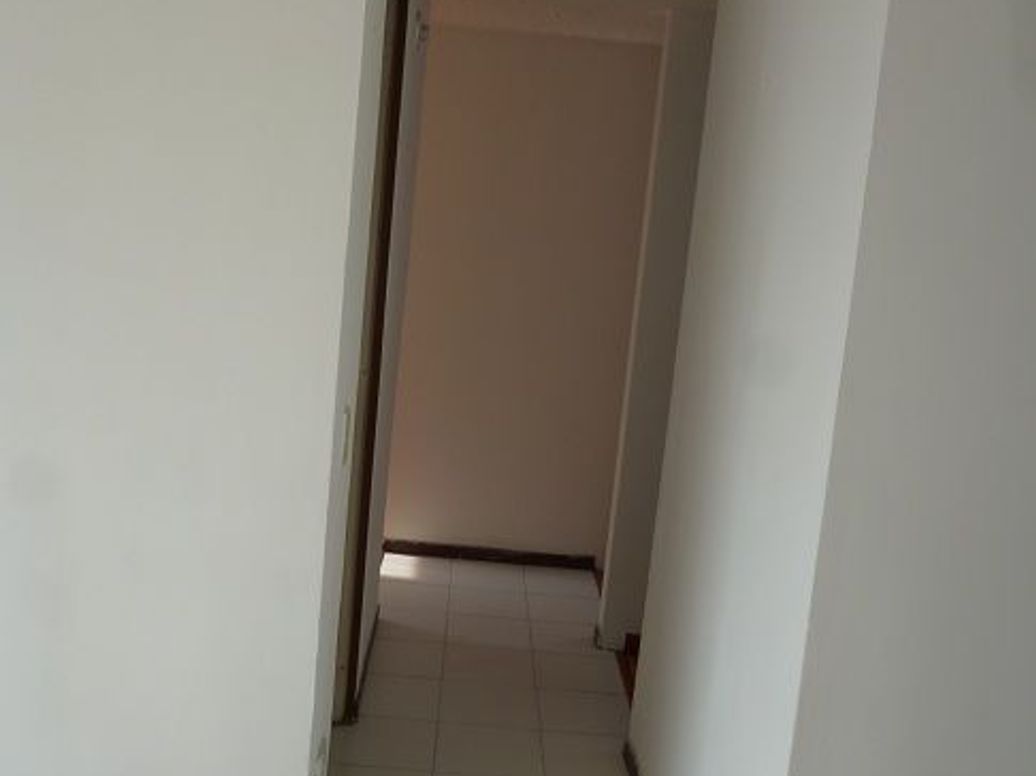 Apartamento de 3 alcobas en venta en Cjr Torres De Centenario, Bogotá, 44 m² · foto 5 de 13
