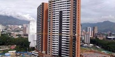 ¡Hermoso apartamento para estrenar en La Doctora, Sabaneta! Disfruta de un espacio moderno y completamente nuevo de 67 m²: 3 habitaciones, 2 baños, Balcón con hermosa vista, Cocina integral, Parqueadero y cuarto útil, Zonas comunes en construcción. Ideal para quienes buscan un inmueble nuevo, en un sector tranquilo, residencial y de gran valorización como La Doctora. ¡Agenda tu cita y enamórate de este hermoso espacio! Camila Echavarría – 300 317 0505