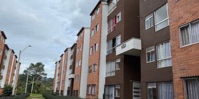 Apartamento de 50 metros con 2 habitaciones , 2 baños , sala comedor , cocina integral, ubicado en buen sector , cerca de colegios , super mercados , zona muy tranquila perfecta para vivir o descansar fines de semana 