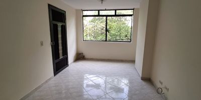 Se arrienda apartamento en el sector de Belen La Palma, un lugar tranquilo y seguro, ideal para disfrutar en familia. Ubicado cerca al Exito de Belen, al Centro Medico y a la zona comercial, con facil acceso a vias principales y excelentes rutas de transporte publico. Este apartamento ofrece comodidad, buena iluminacion y un entorno residencial agradable, perfecto para quienes buscan bienestar y cercania a todo. No dejes pasar esta oportunidad y comunicate con nuestros asesores para recibir la mejor atencion y conocer mas detalles del inmueble.