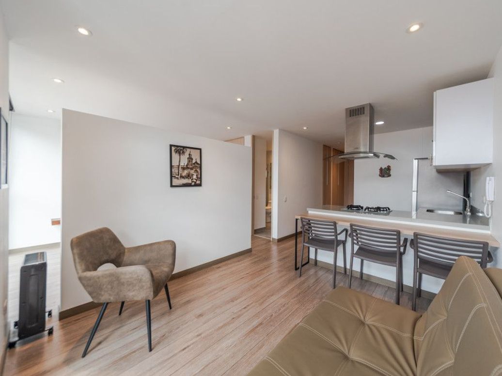 APARTAMENTO EN ARRIENDO en Los Cedros Oriental