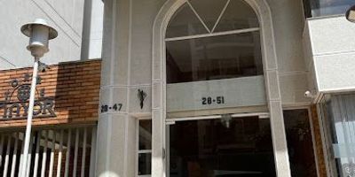 APARTAESTUDIO  CON ALCOBA DE SERVICIO  EN SOTOMAYOR, CUENTA CON 2 BAÑOS, COCINA SEMI-INTEGRAL, PARQUEADERO, BUENA ILUMINACIÓN Y  VENTILACIÓN, PISCINA Y SALÓN SOCUAL. AGENDE  CITA SIN COSTO CON ALGUNO DE NUESTROS ASESORES AL 6076852828