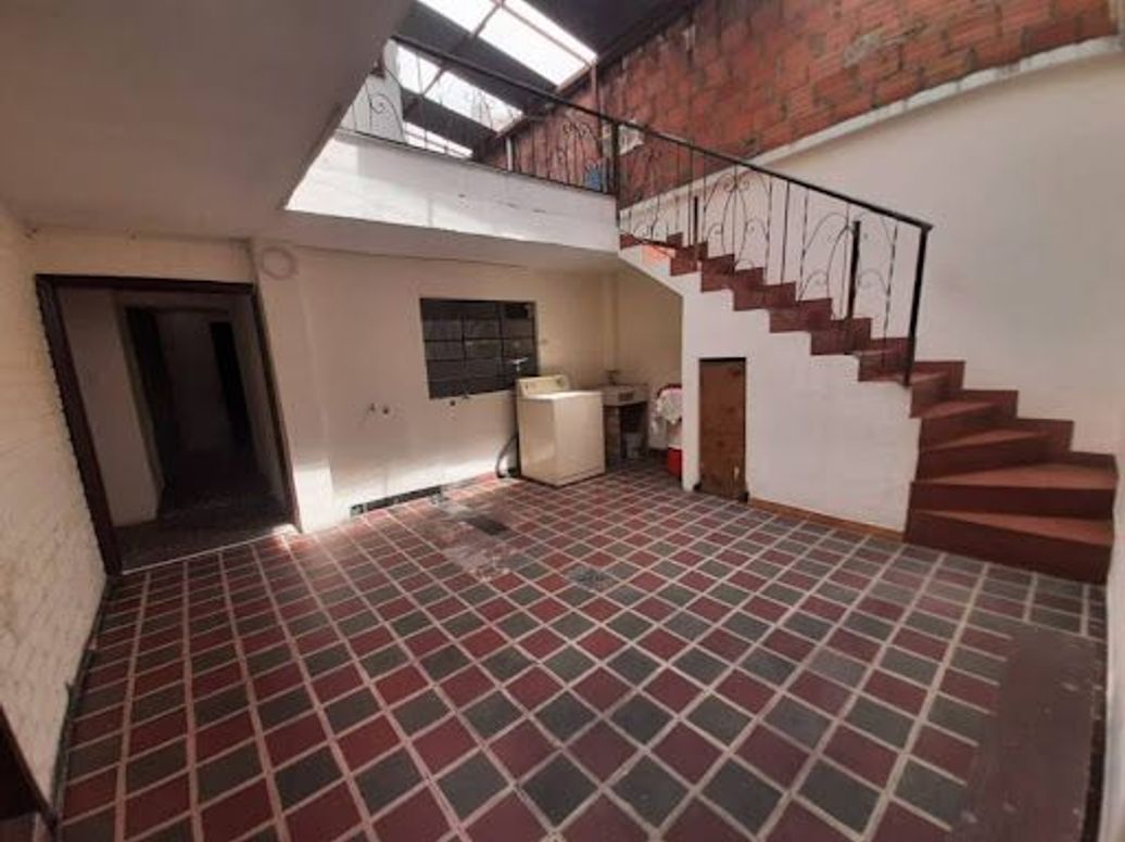 Casa de 17 alcobas en venta en Eduardo Frei, Bogotá, 357 m² · foto 7 de 20