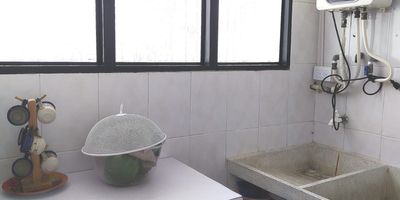Buscas  tranquilidad ,armonía,aire puro, en un clima cálido,con piscinas a solo  1 hora de Bogotá , te vendemos  espectacular apartamento de 91 mts con tres alcobas,2 baños,cocina integral,sala comedor,dos balcones, altillo  con baño, parqueadero 
En la mesa Cundinamarca 
Admón $194.000