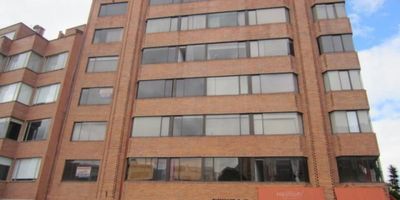 Apartamento Exterior Un solo ambiente, sala comedor, cocina integral electrica, alcoba dividida por biombo, baño, pisos en ceramica, un garaje.
Edificio Ubicado en la carrera 9 con calle 116 bajando el puente vehicular, cerca a santa Barbara, unicentro, Santa Ana.