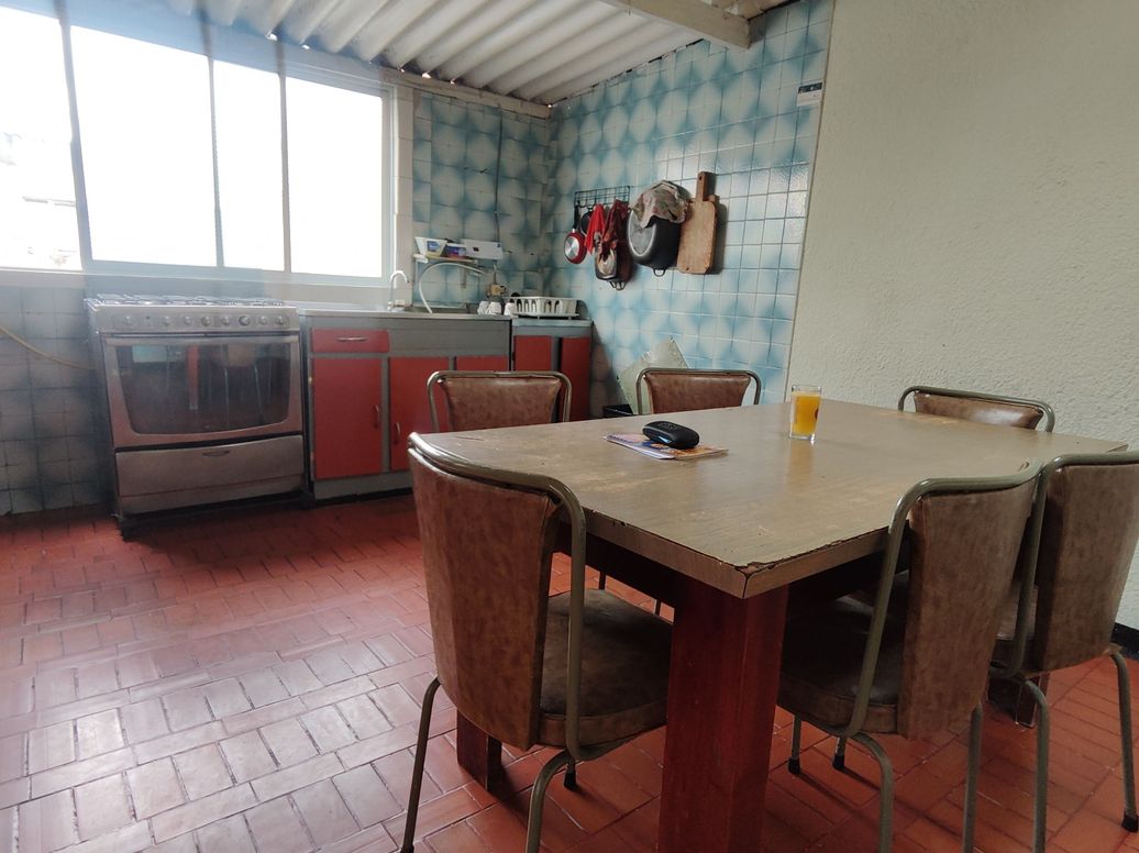 Casa de 6 alcobas en venta en La Estrada, Bogotá, 144 m² · foto 13 de 19