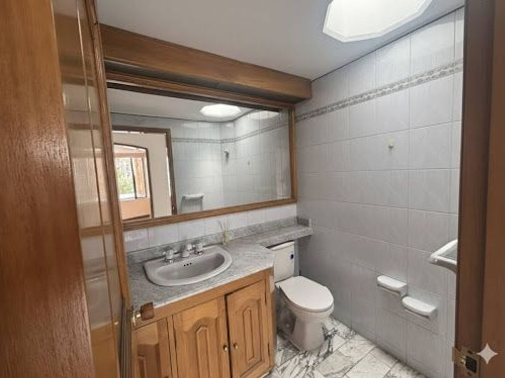 Apartamento de 3 alcobas en venta en Santa Bibiana, Bogotá, 244 m² · foto 17 de 18