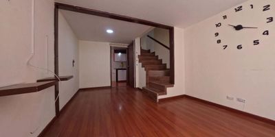 [VEN] ID HOUM: 160993

En Houm te ayudamos de forma fácil y segura. Los beneficios de comprar con nosotros:
    • Te ayudamos a conseguir financiamiento a través de una asesoría personalizada
    • Mediación y seguimiento de todo el proceso
    • Ponemos a tu disposición profesionales en notariado, registro y asesoría jurídica
¡Solo te preocupas de las firmas!

Departamento en venta, ubicado en el barrio Tintala, con una superficie construida de 100.00 m² y superficie total de 100.00 m². 

Sus principales características son:

    • 3 dormitorios
    • 2 baños
    • No Admite mascotas
    • Año de construcción: 2000
            
Además, el inmueble cuenta con las siguientes amenidades:

    • Vigilancia 24 hrs

Si compras con nosotros, te brindamos asesoría personalizada durante todo el proceso.
Más que una inmobiliaria, somos Houm.
*Aplican T&C