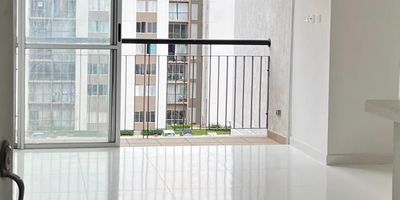 Hermoso apartamento para estrenar, ubicado en un sexto piso, en una zona tranquila y segura de la ciudad. 

La unidad es vigilada 24/7 cuenta con zona de reunión social, piscina para adultos, piscina para niños y amplias áreas. 