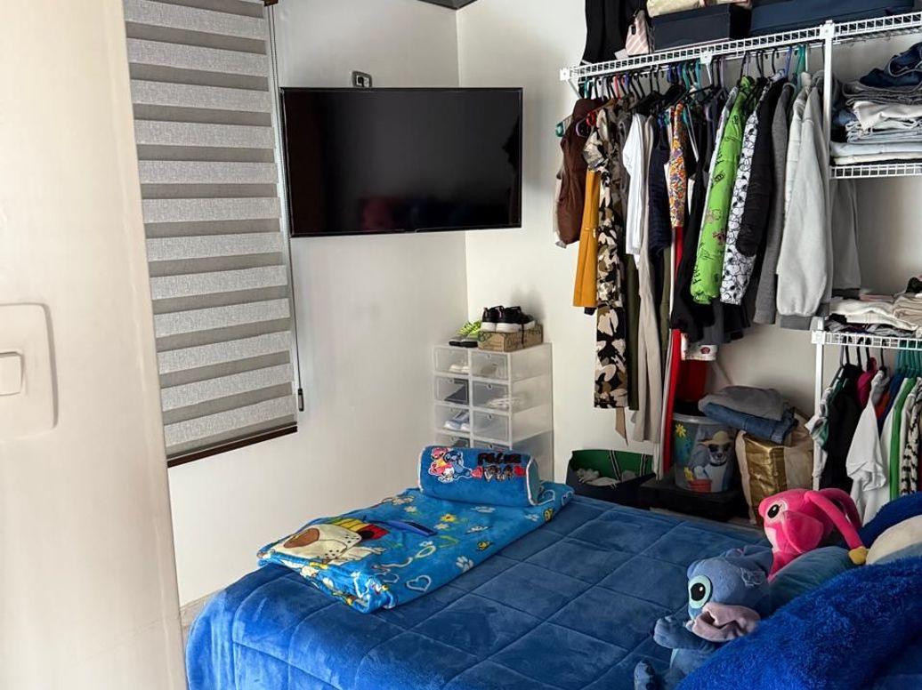 Casa de 3 alcobas en venta en Ub. Castilla, Bogotá, 165 m² · foto 16 de 18