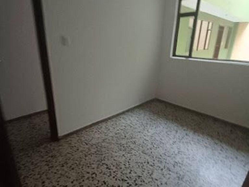 Casa de 8 alcobas en venta en Olarte, Bogotá, 315 m² · foto 14 de 20