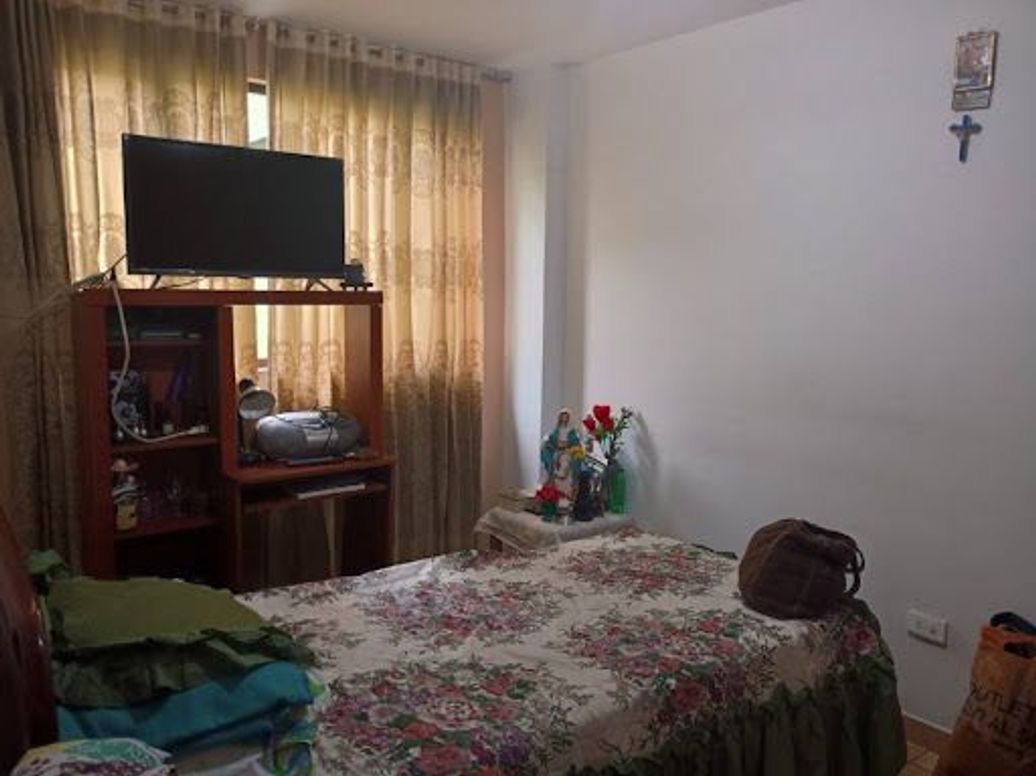 Casa de 8 alcobas en venta en Olarte, Bogotá, 315 m² · foto 17 de 20