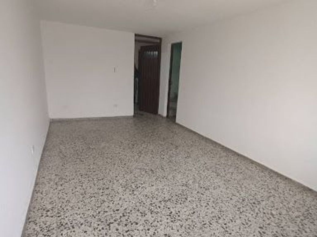 Casa de 8 alcobas en venta en Olarte, Bogotá, 315 m² · foto 11 de 20