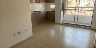 Apartamento en Arriendo Santa Ana Bello
El inmueble cuenta con 63 mts2, 3 alcobas, 2 baños, cocina integral, sala comedor, zona de ropas, balcón, parqueadero y cuarto útil.

Cerca al Parque de Bello y centro comercial Parque Fabricato.