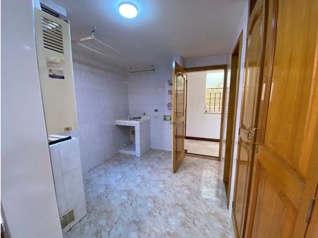 Apartamento de 5 alcobas en venta en Molinos Norte, Bogotá, 200 m² · foto 6 de 20