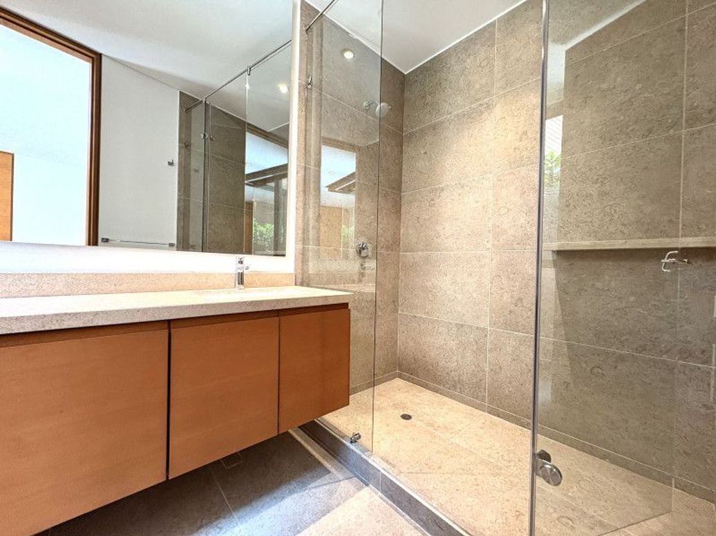 Apartamento de 2 alcobas en venta en Santa Ana Oriental, Bogotá, 157 m² · foto 16 de 20