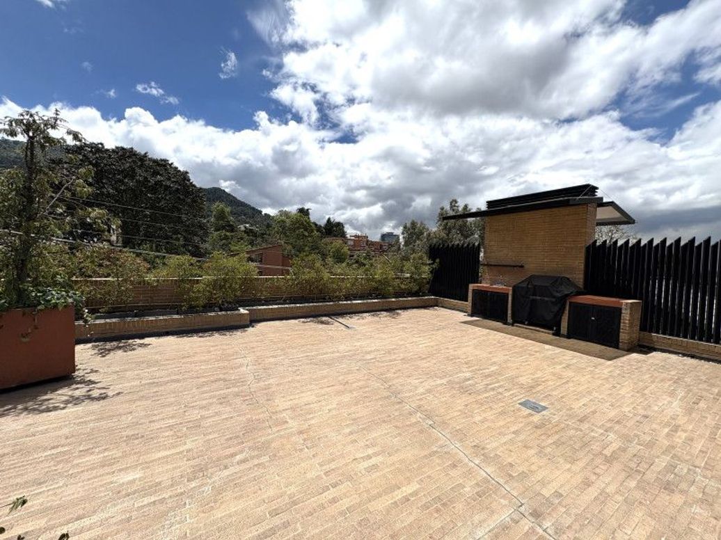 Apartamento de 2 alcobas en venta en Santa Ana Oriental, Bogotá, 157 m² · foto 19 de 20