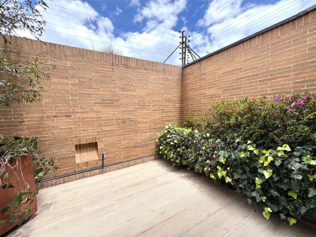 Apartamento de 2 alcobas en venta en Santa Ana Oriental, Bogotá, 157 m² · foto 14 de 20