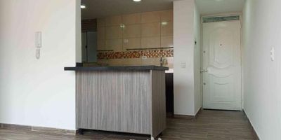 [ARR] ID HOUM: 161278

Entérate de todos los beneficios al arrendar con nosotros:
    • Asistencia e intermediación con el propietario
    • Firma tu contrato online
    • Arrienda sin burocracia, sin papeleos ni notarías

Departamento en arriendo, ubicado en el barrio Ciudadela la prosperidad, con una superficie construida de 63.00 m² y superficie total de 63.00  m². 

Sus principales características son:

    • No amoblado
    • 3 dormitorios
    • 2 baños
    • Admite mascotas
    • Año de construcción: 2019
            
Además, el inmueble cuenta con las siguientes amenidades:

    • Salón de eventos
    • Vigilancia 24 hrs
    • Ascensor
    • Zona de juegos
    • Gimnasio

Si arriendas con nosotros, te brindamos asesoría personalizada durante todo el proceso.

Requisitos para arrendar con nosotros:

    • Arrienda sin codeudor*, fácil, rápido y seguro
    • Demuestra un ingreso mensual neto de al menos 2.5 veces el valor del arriendo (los ingresos mensuales se pueden complementar por las personas que vivirán en este inmueble)
    • Completa tu información básica y mándanos tus extractos bancarios o documentos que demuestren tus ingresos
    • No debes tener reportes negativos en centrales de crédito
        

IMPORTANTE:

    • Te invitamos a agendar una visita a esta propiedad
    • Si tienes alguna duda por favor puedes solicitar más información desde los portales como también contactarte directamente con nosotros
    
Más que una inmobiliaria, somos Houm.
*Aplican T&C