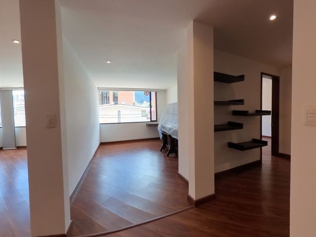 Apartamento de 2 alcobas en venta en Chico Norte Et. Iii, Bogotá, 117 m² · foto 11 de 20
