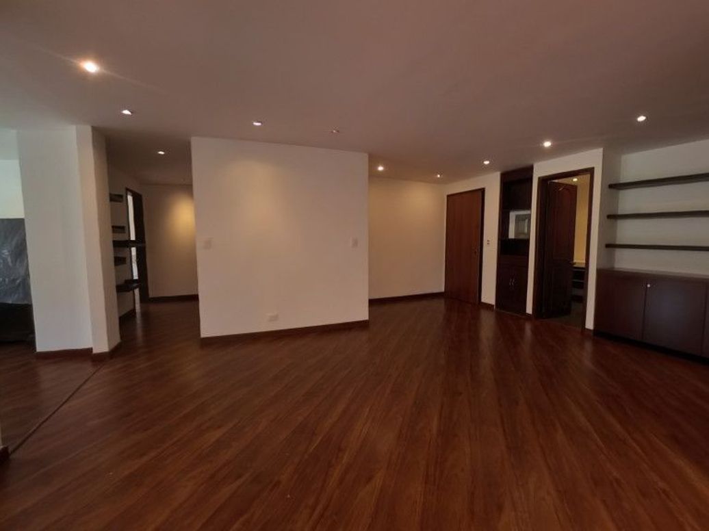 Apartamento de 2 alcobas en venta en Chico Norte Et. Iii, Bogotá, 117 m² · foto 5 de 20