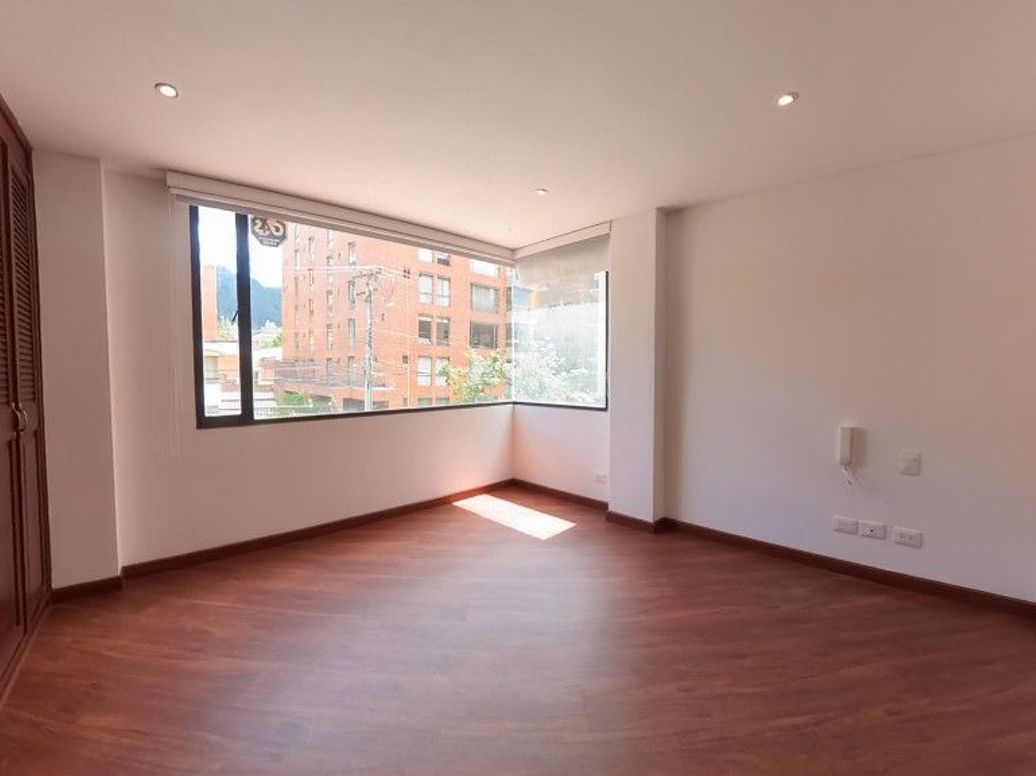 Apartamento de 2 alcobas en venta en Chico Norte Et. Iii, Bogotá, 117 m² · foto 18 de 20