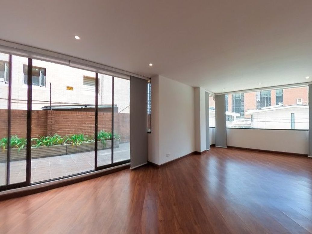 Apartamento de 2 alcobas en venta en Chico Norte Et. Iii, Bogotá, 117 m² · foto 4 de 20