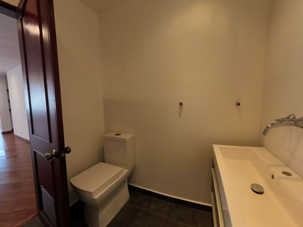 Apartamento de 2 alcobas en venta en Chico Norte Et. Iii, Bogotá, 117 m² · foto 2 de 20