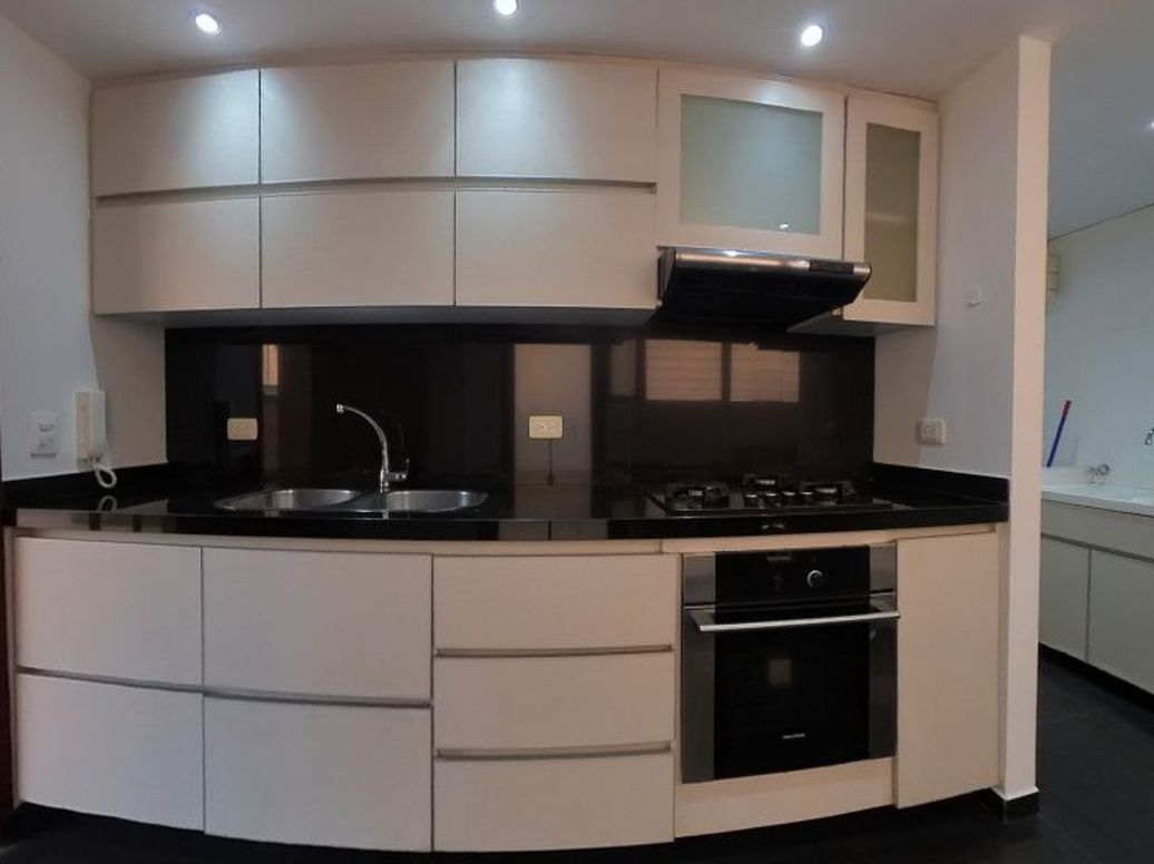 Apartamento de 2 alcobas en venta en Chico Norte Et. Iii, Bogotá, 117 m² · foto 6 de 20