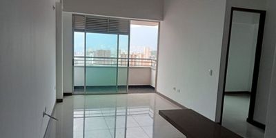 Apartamento para arriendo ubicado en Sabaneta- Calle Larga, Cuenta con sala comedor , balcón, cocina integral abierta, zona ropas,2 habitaciones y 2 baños, este espacio de 64 metros cuadrados, fácil acceso vehicular, ruta de transporte publico, parque sabaneta,  cuenta con 1 parqueadero mas cuarto útil. Edificio con Jacuzzi, gimnasio, salón social.

Farith Copete 3014299381

Codigo: 9580807
