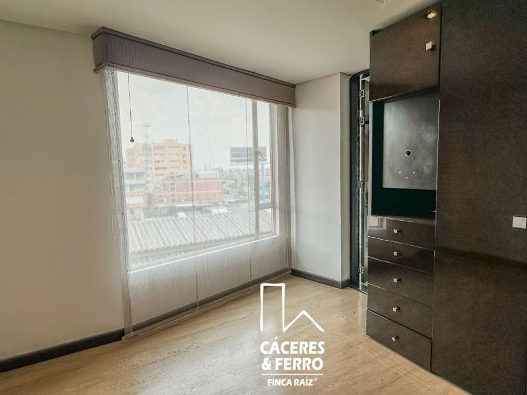 Apartamento de 3 alcobas en venta en Chicó Navarra, Bogotá, 159 m² · foto 12 de 20