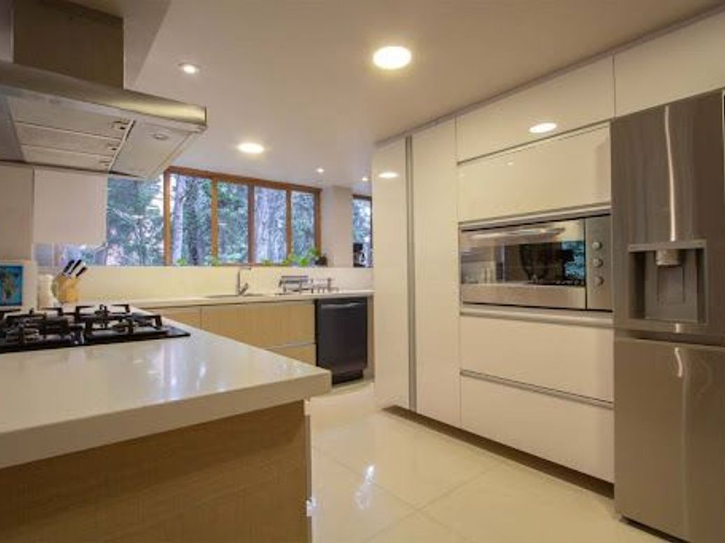 Apartamento de 3 alcobas en venta en El Refugio, Bogotá, 394 m² · foto 11 de 20