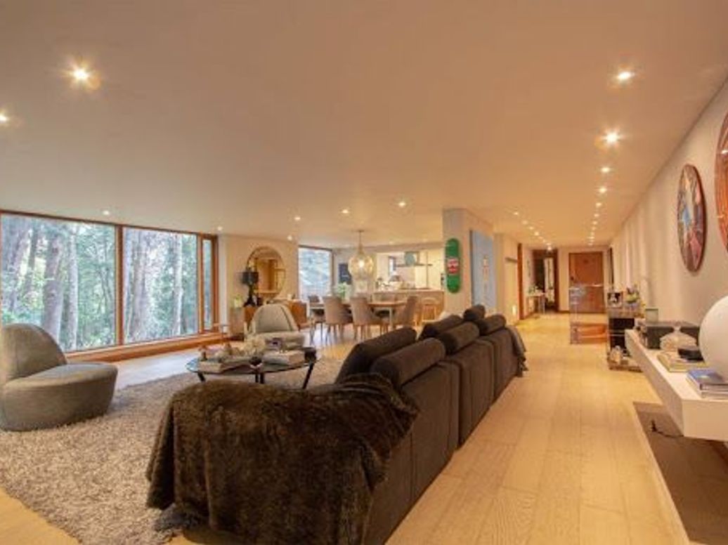 Apartamento de 3 alcobas en venta en El Refugio, Bogotá, 394 m² · foto 3 de 20