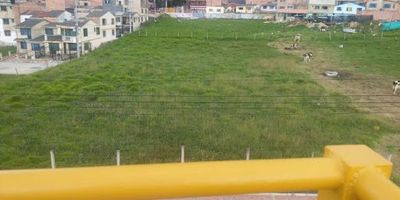 Lote de uso mixto, industrial, comercial o vivienda. Zona urbanizada cerca a vías principales y comercio