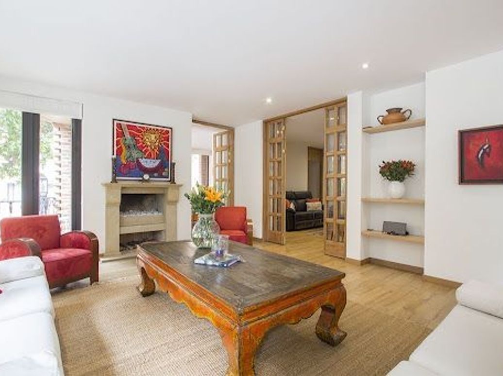 Apartamento de 3 alcobas en venta en El Nogal, Bogotá, 228 m² · foto 8 de 20