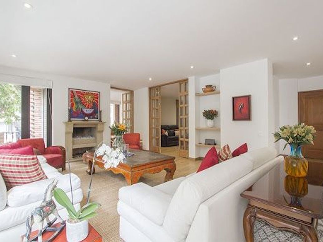 Apartamento de 3 alcobas en venta en El Nogal, Bogotá, 228 m² · foto 7 de 20