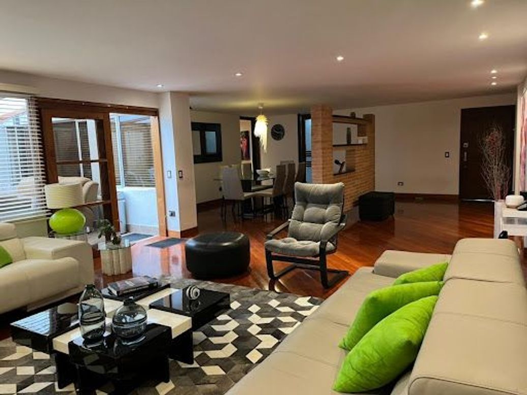 Apartamento de 4 alcobas en venta en Santa Barbara, Bogotá, 194 m² · foto 13 de 20