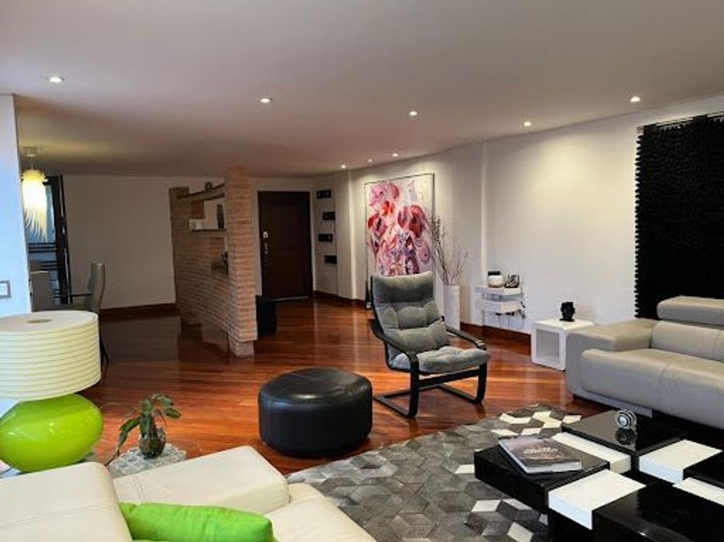 Apartamento de 4 alcobas en venta en Santa Barbara, Bogotá, 194 m² · foto 14 de 20