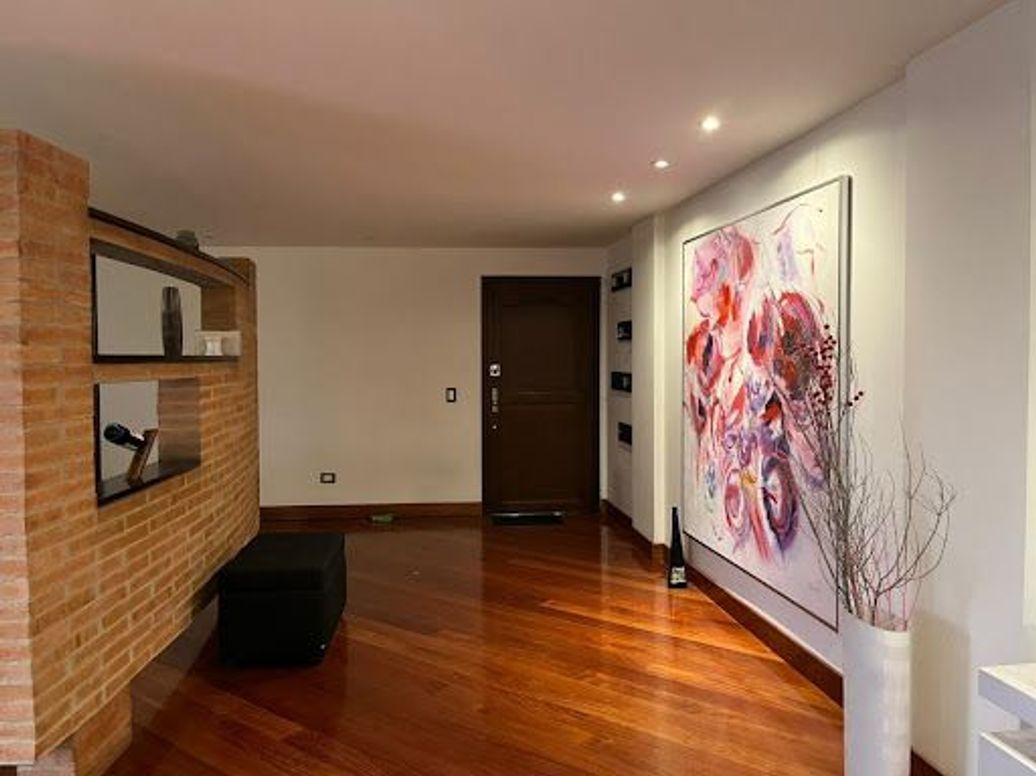 Apartamento de 4 alcobas en venta en Santa Barbara, Bogotá, 194 m² · foto 4 de 20
