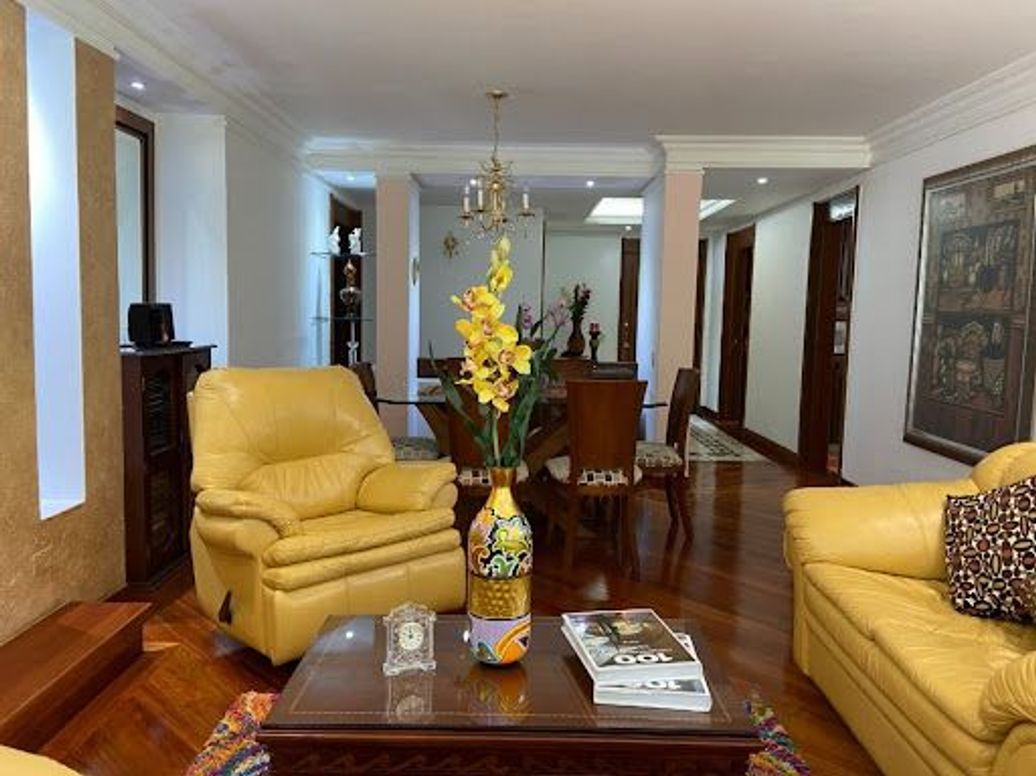 Apartamento de 3 alcobas en venta en Altos De Suba, Bogotá, 172 m² · foto 2 de 20